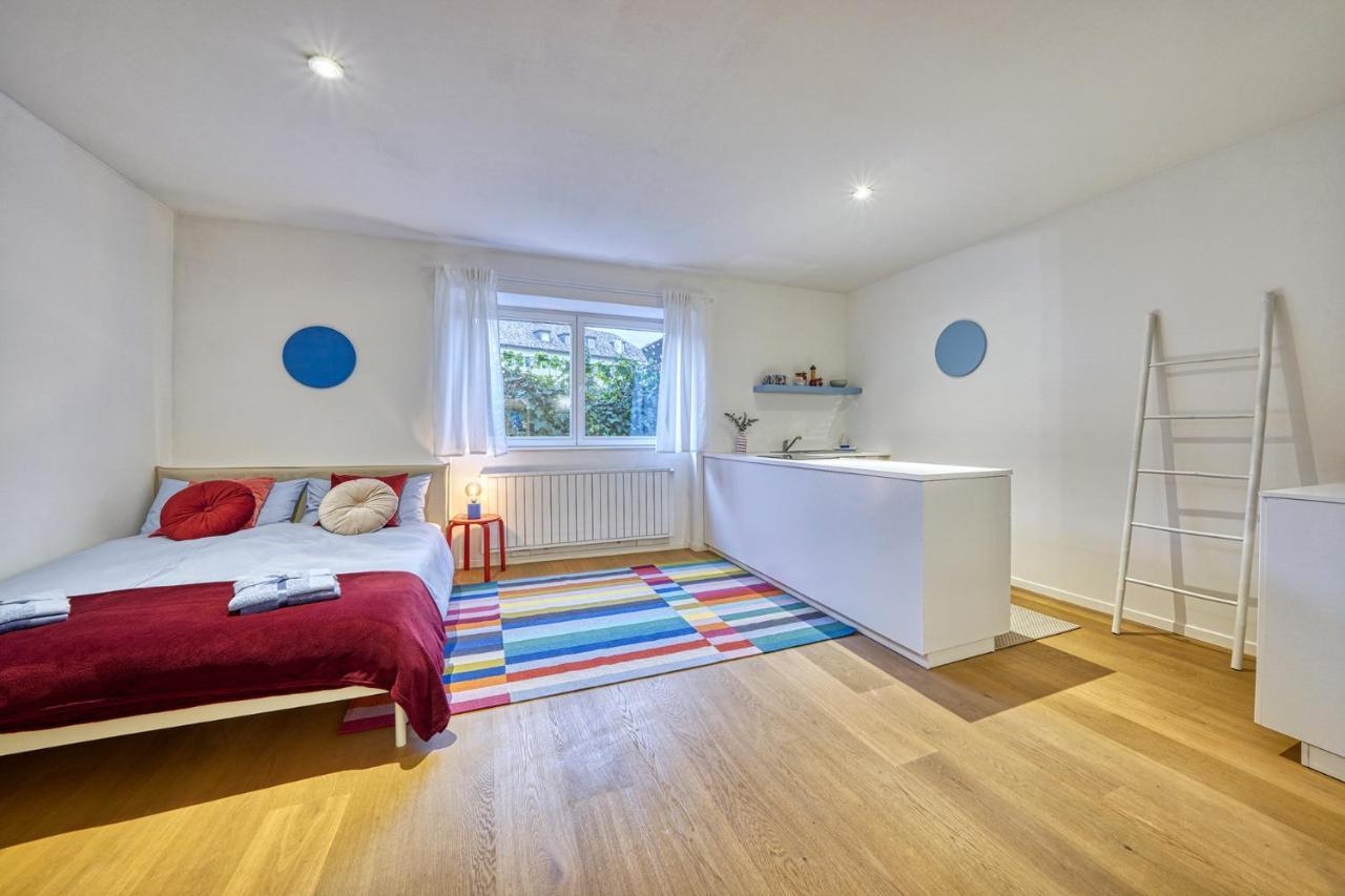 Centrally Located Apartment With Parking Space Caldaro Extérieur photo